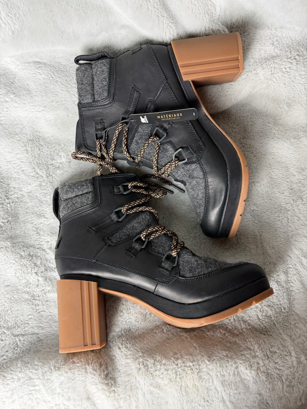 Sorel Blake Lace Black Leather Gray Felt Waterproof Heeled Boots 11 NWT